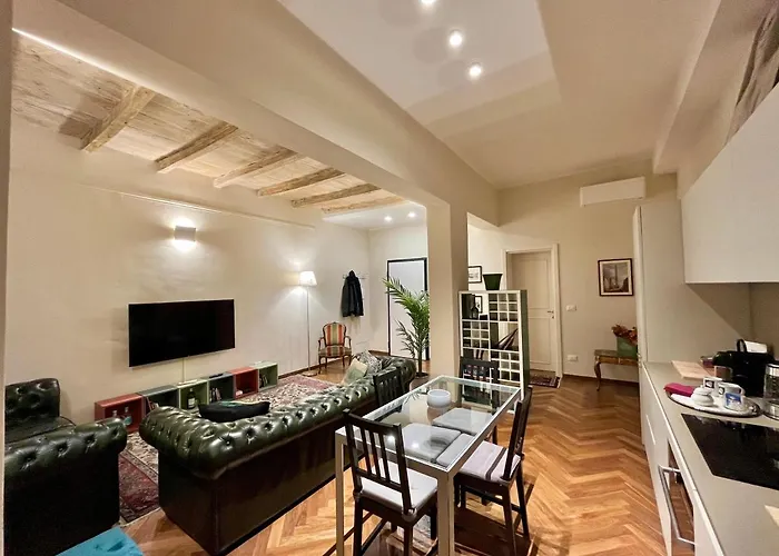 Lovely 1 Bedroom Nearby Piazza Maggiore شقة *